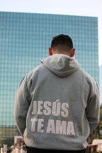 Load image into Gallery viewer, JESUS TE AMA HOODIE
